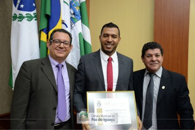 Moção de Aplauso ao Colégio Adventista - 03-09 