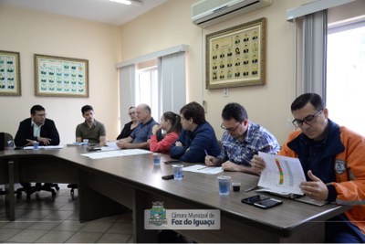 Órgãos públicos apresentam na Câmara medidas para conter alagamentos - 04-09 (06)