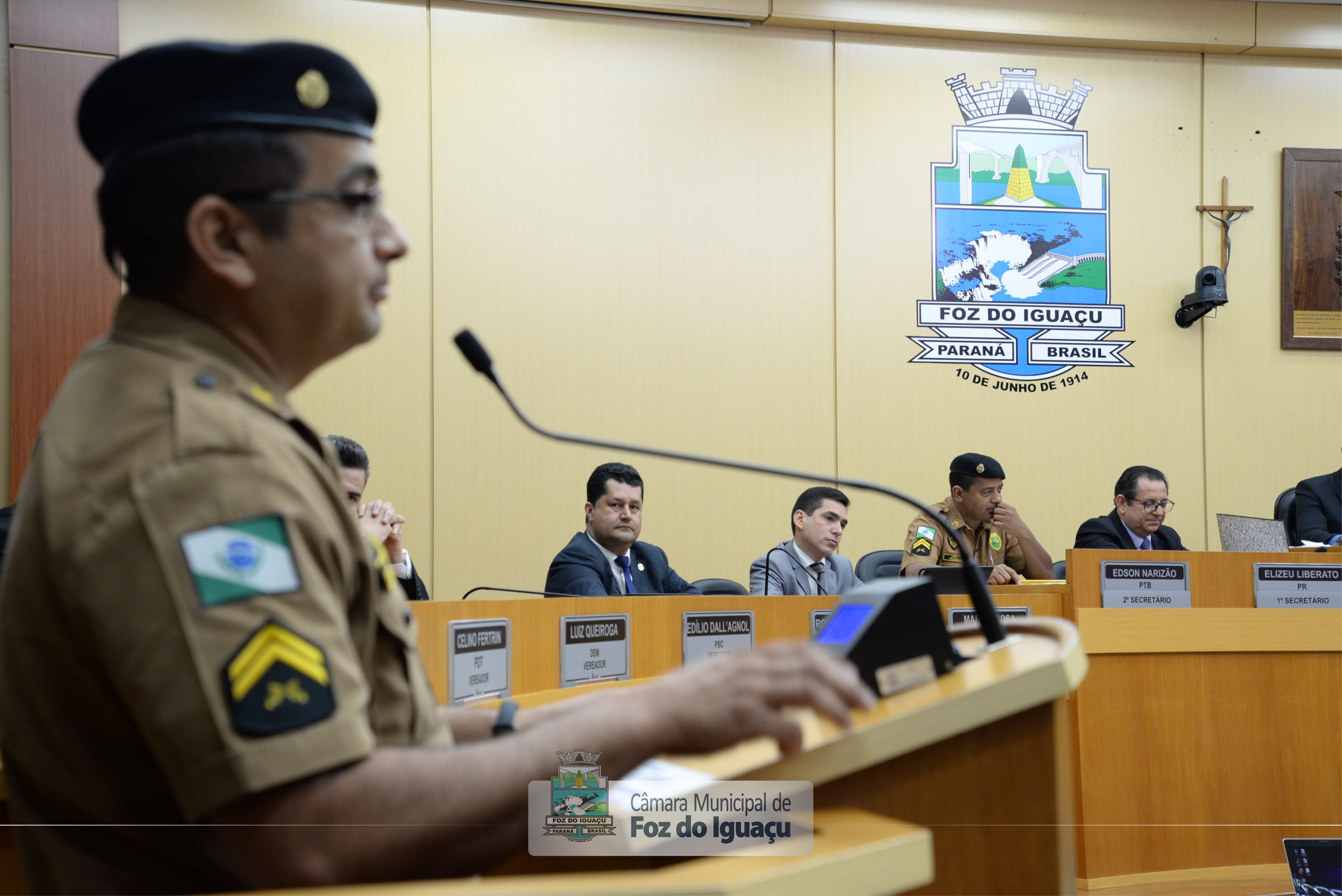 Policiais militares que salvaram mulher de suicídio são homenageados - 17-09 (13)