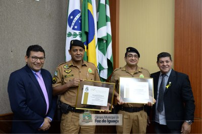 Policiais militares que salvaram mulher de suicídio são homenageados - 17-09 (21)