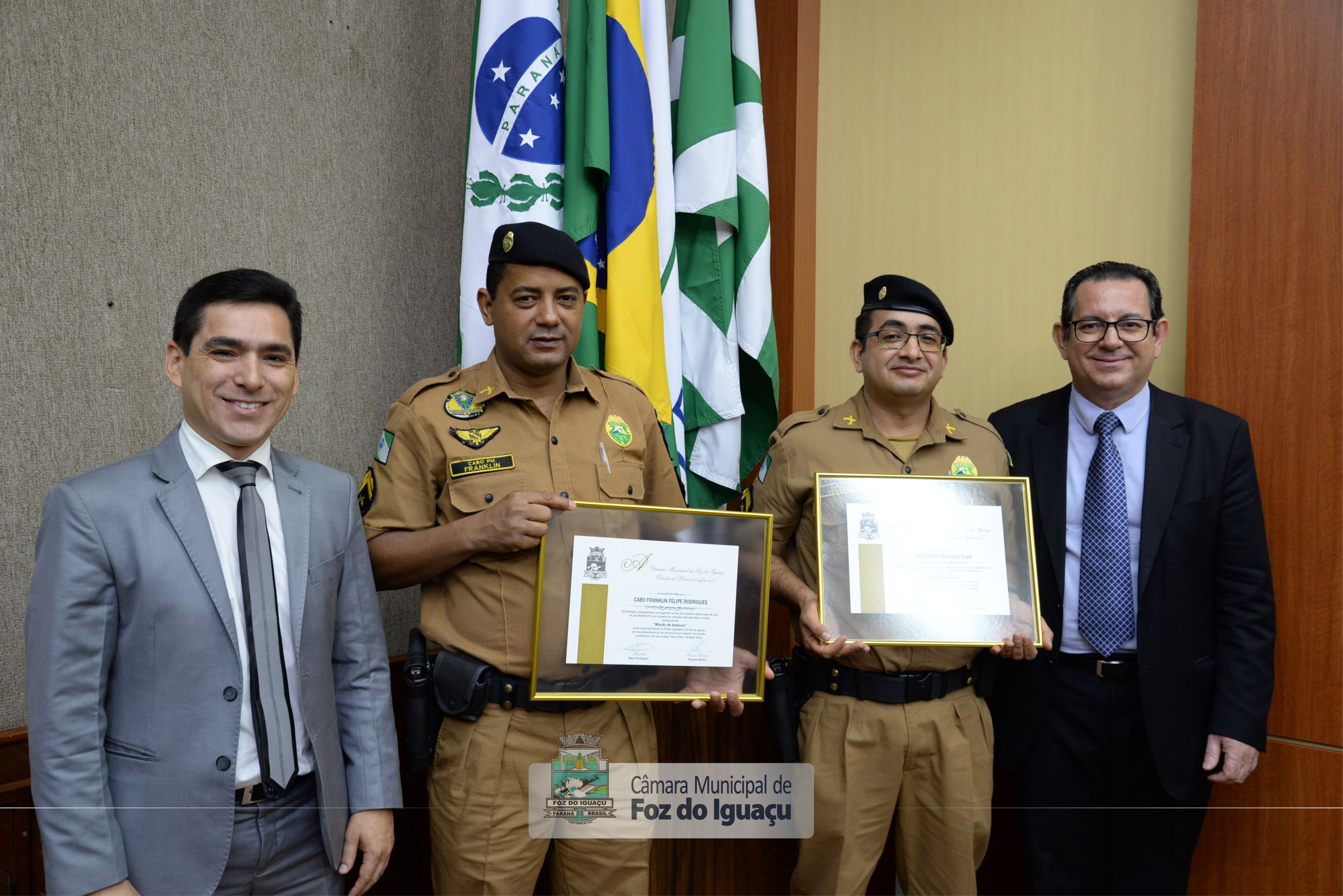 Policiais militares que salvaram mulher de suicídio são homenageados - 17-09 (22)