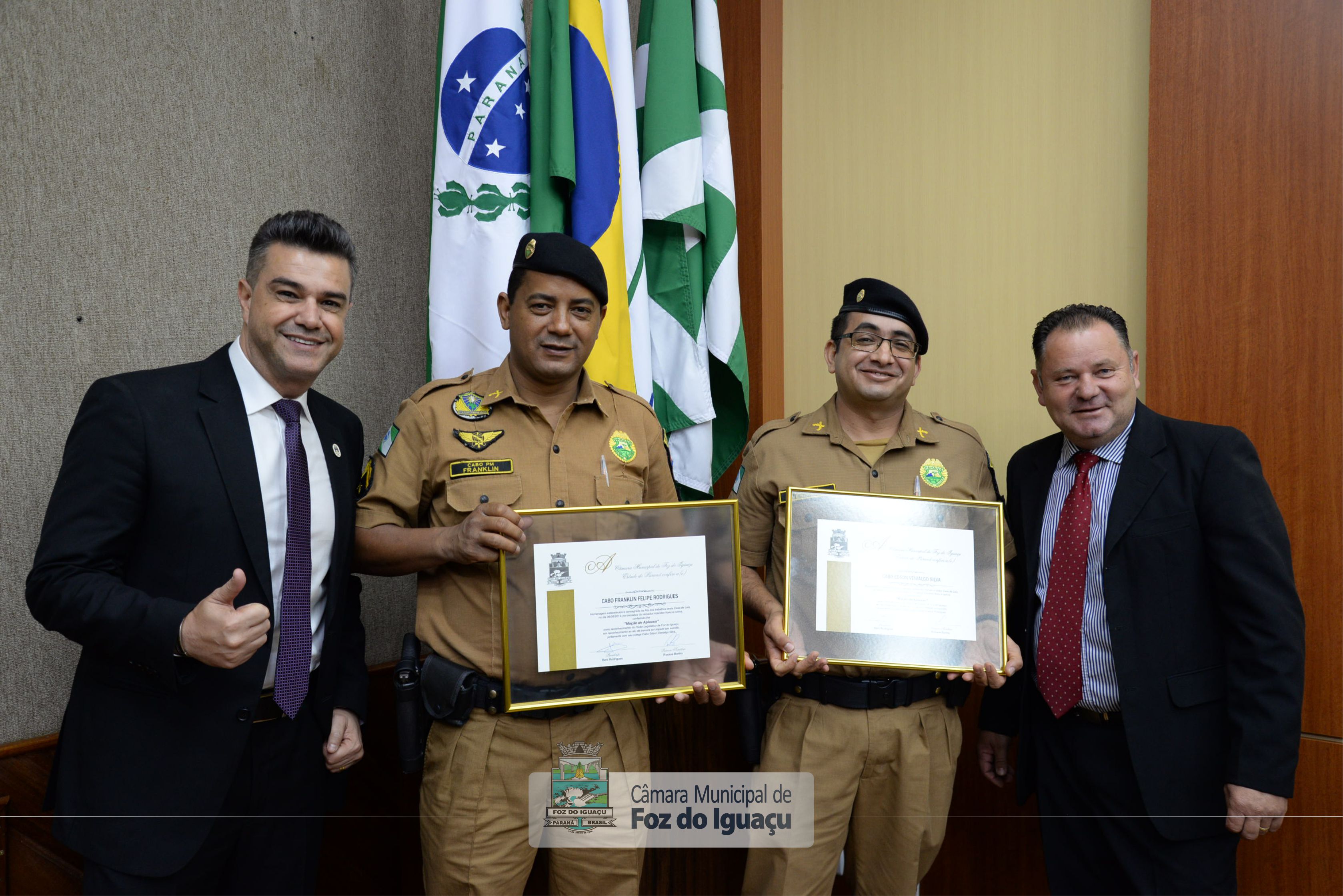 Policiais militares que salvaram mulher de suicídio são homenageados - 17-09 (23)