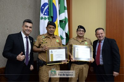 Policiais militares que salvaram mulher de suicídio são homenageados - 17-09 (23)