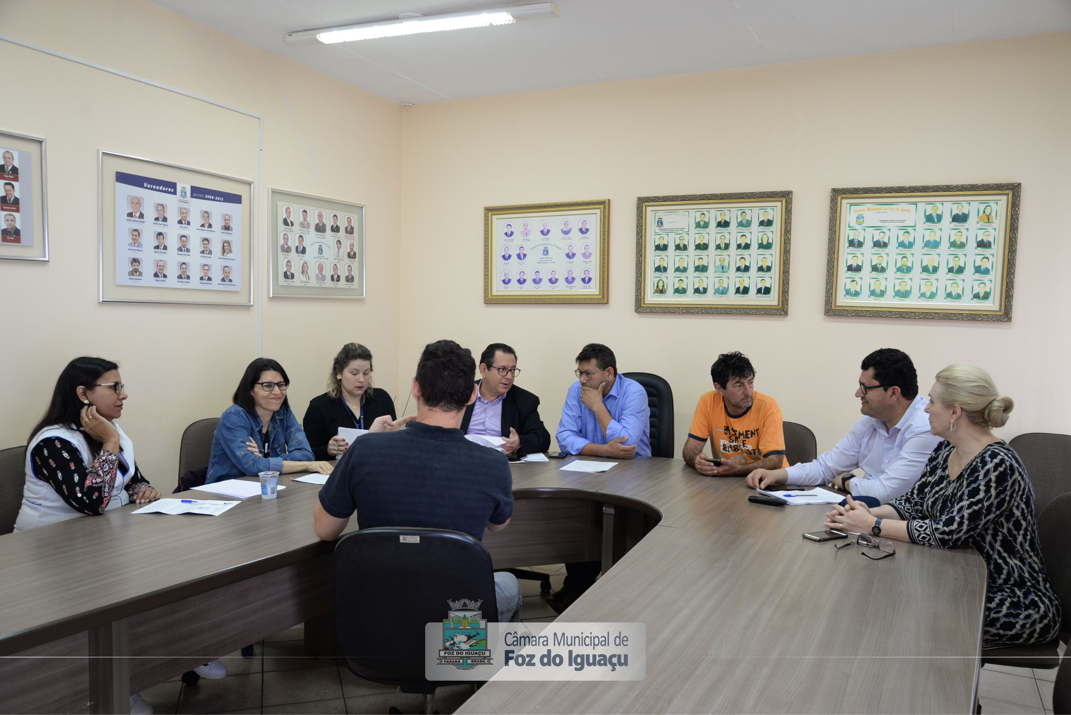 Vereadores em reunião das Comissões - 07-10 (03)