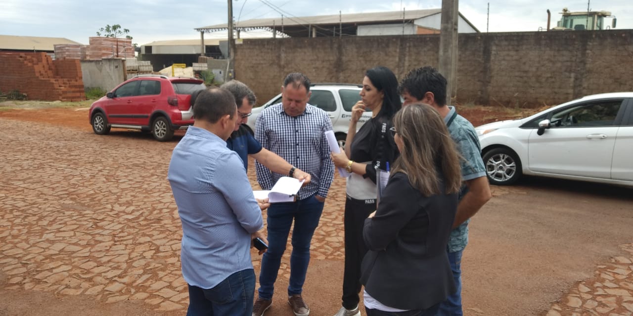 Vereadores visitam Distrito Industrial e verificam demandas para Audiência Pública - 25-09