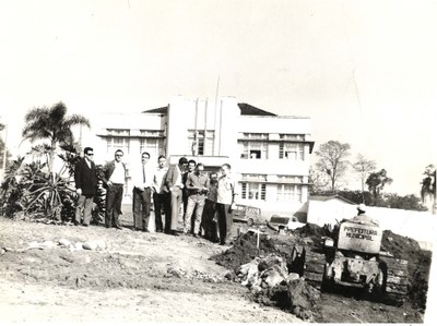 construção prédio Câmara Pça G. Vargas.jpg