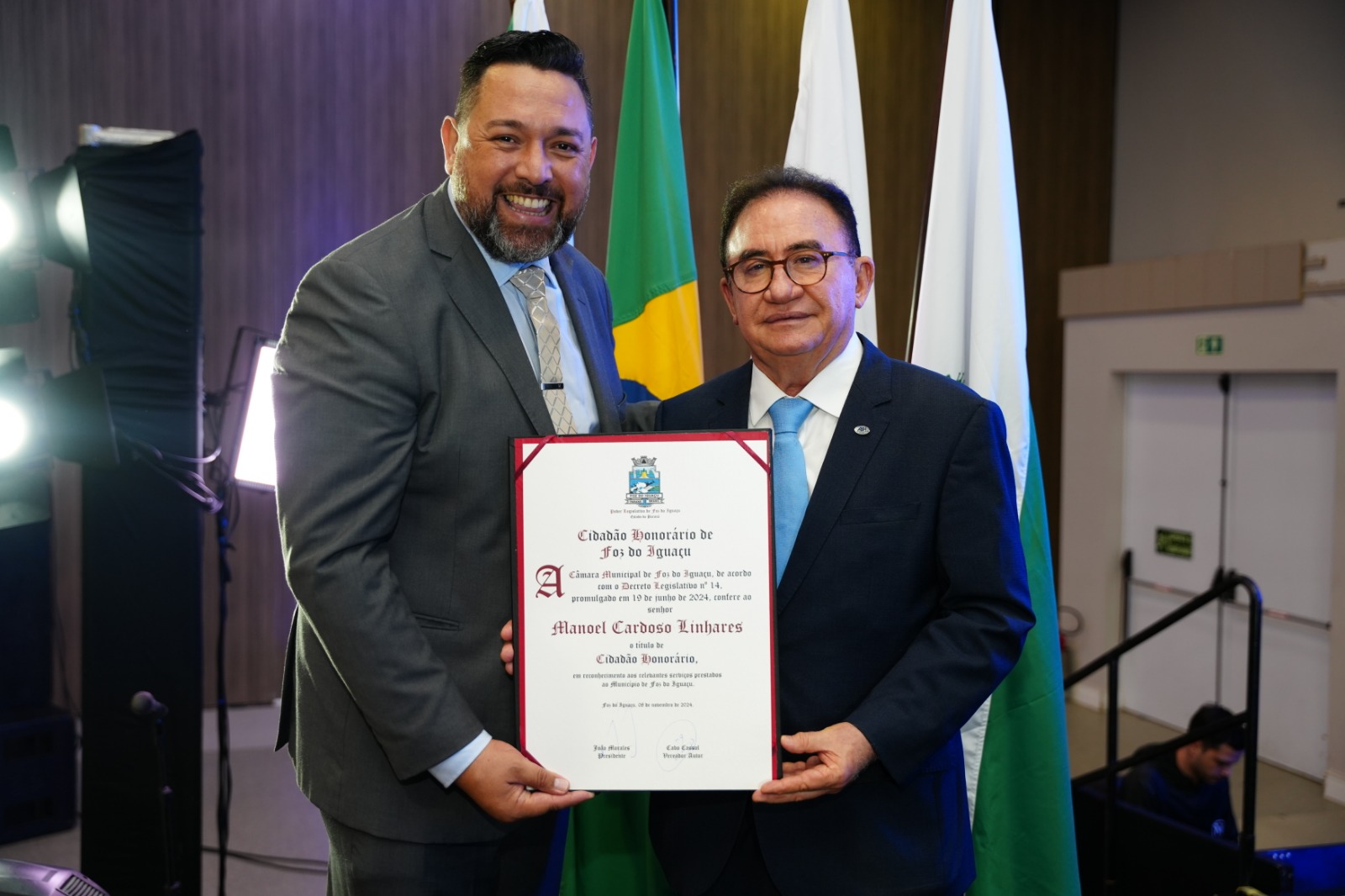 Manoel Linhares, presidente da ABIH, é Cidadão Honorário de Foz