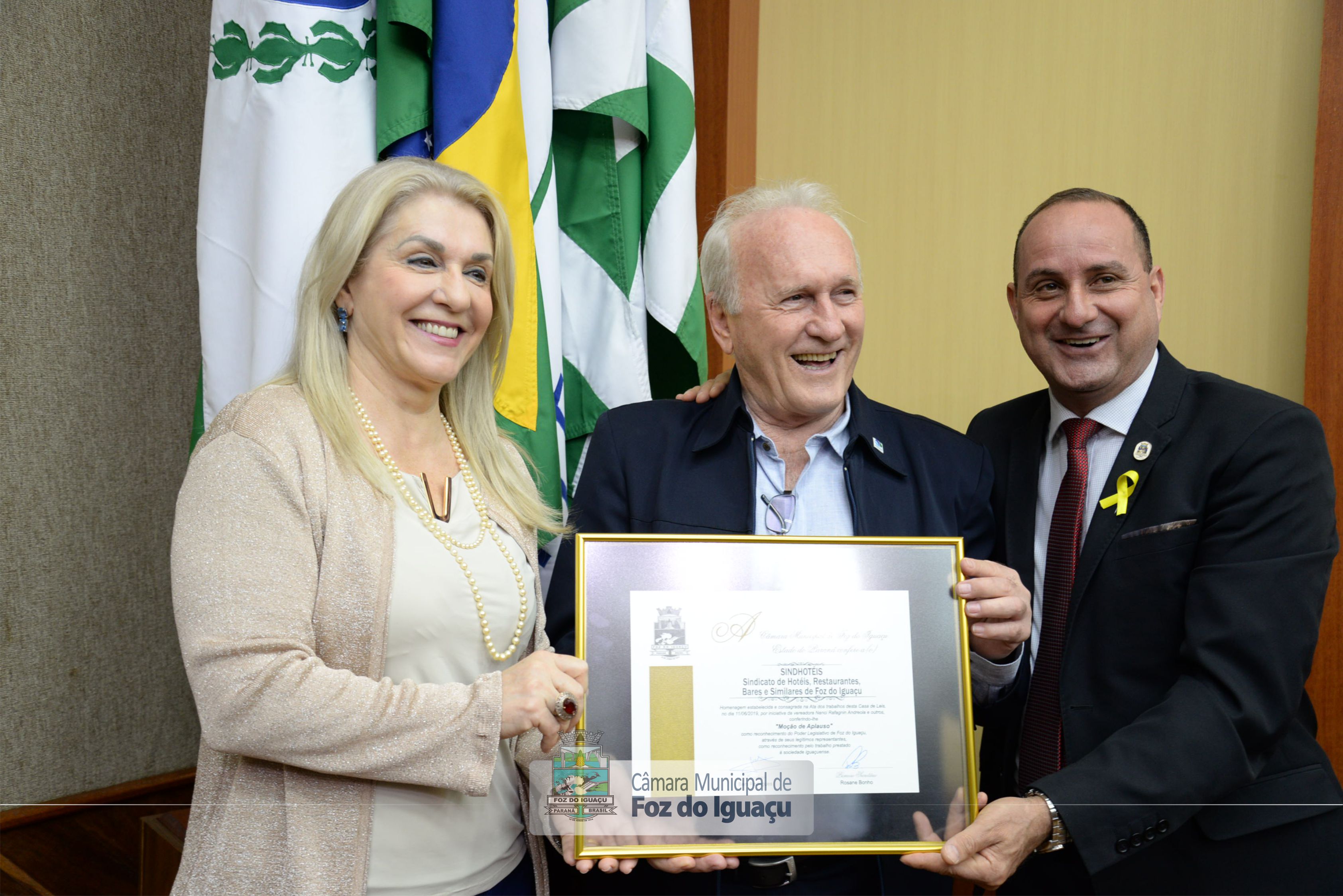 Sindhotéis de Foz do Iguaçu é homenageado pelo Poder Legislativo